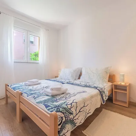Spacious 2br Near Center Zadar